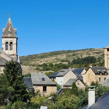 Le Gite De La Vieille Eglise De Coussergues 외부 사진