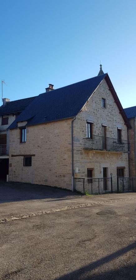 Le Gite De La Vieille Eglise De Coussergues 외부 사진