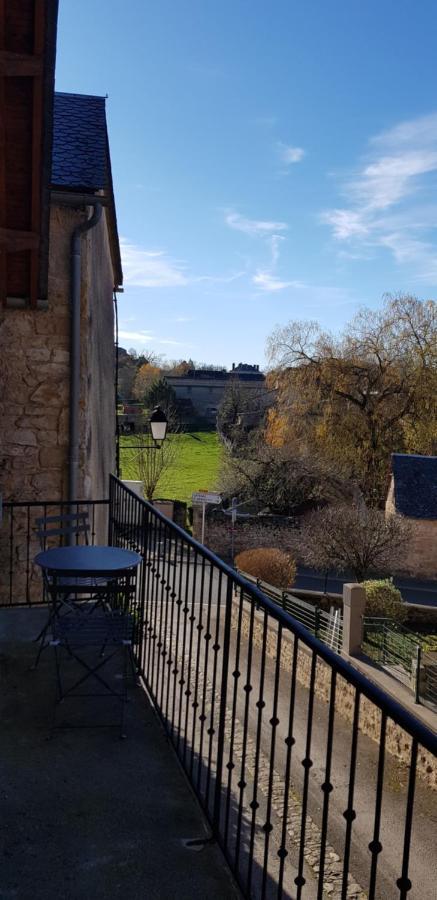 Le Gite De La Vieille Eglise De Coussergues 외부 사진