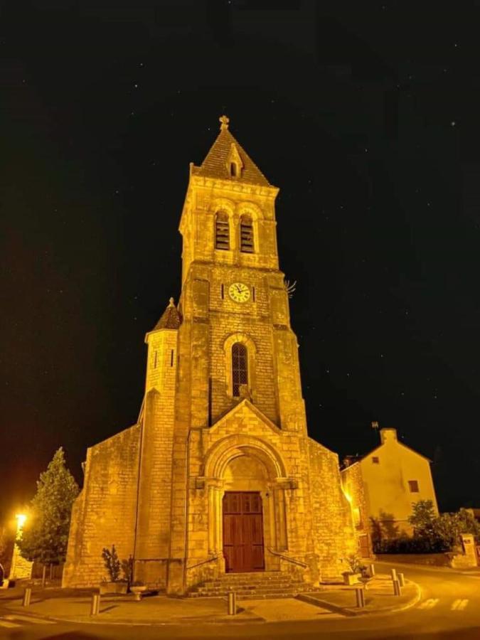 Le Gite De La Vieille Eglise De Coussergues 외부 사진